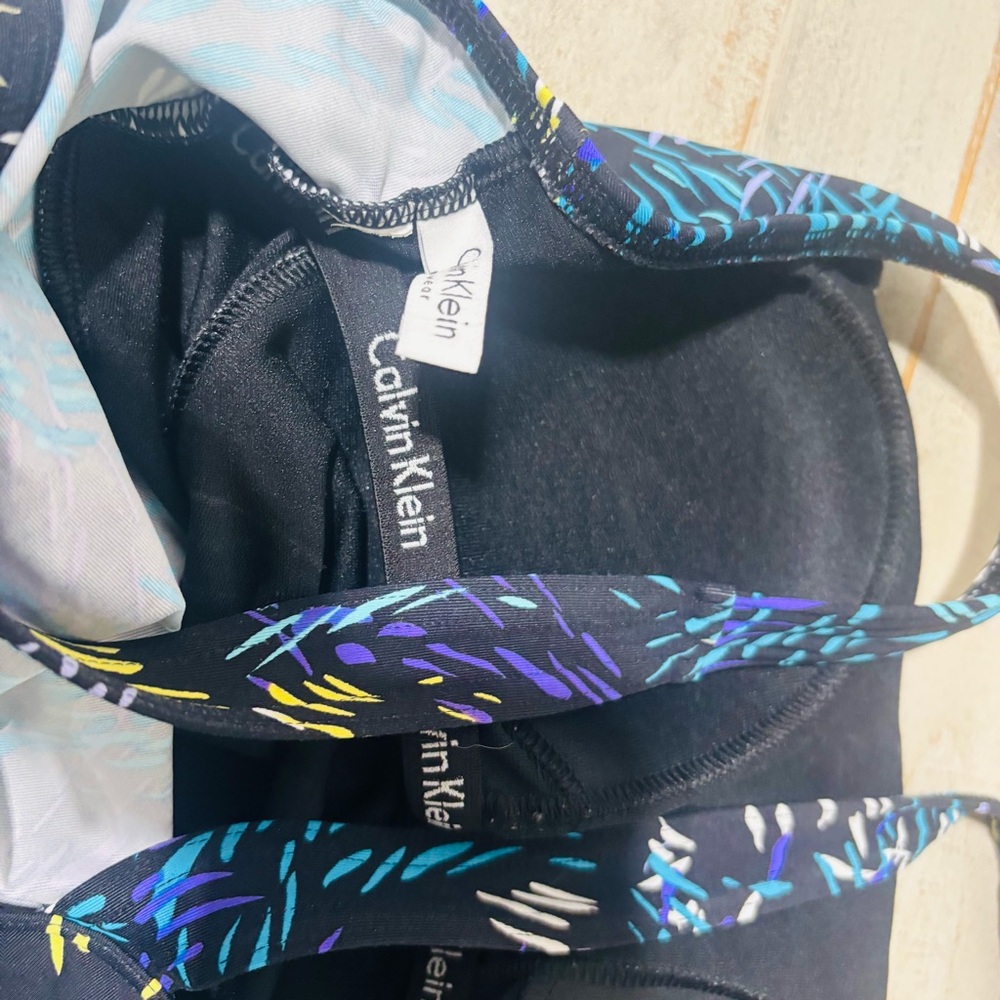 ❤️Calvin Klein Geometric One Piece Swimsuit-Sz M (8-10) - Picture 5 of 5